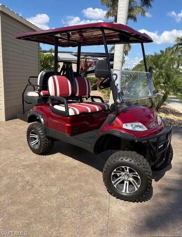 5233 Pineland Daisy TRL, Fort Myers, FL 33905