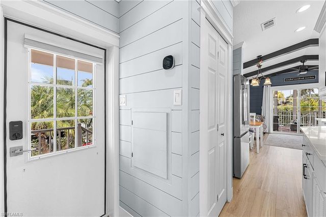 5233 Pineland Daisy TRL, Fort Myers, FL 33905