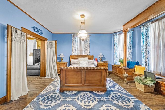 610 W Center Avenue, Searcy, AR 72143