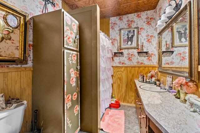 610 W Center Avenue, Searcy, AR 72143