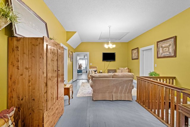 610 W Center Avenue, Searcy, AR 72143