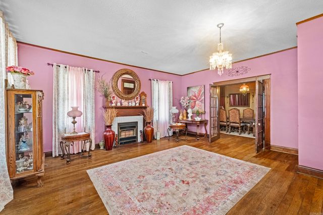 610 W Center Avenue, Searcy, AR 72143