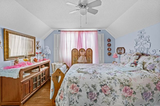 610 W Center Avenue, Searcy, AR 72143