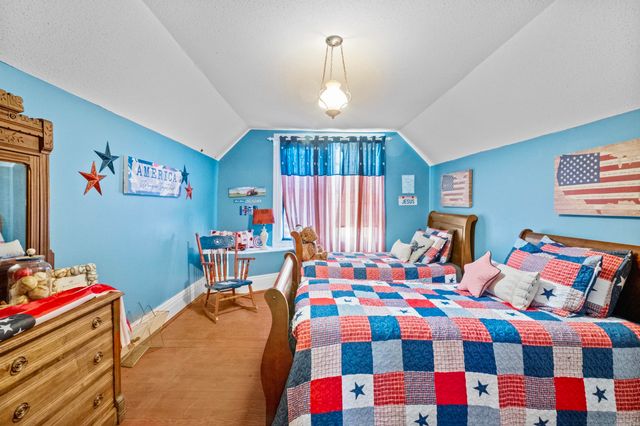 610 W Center Avenue, Searcy, AR 72143
