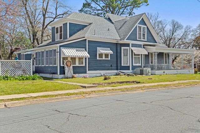 610 W Center Avenue, Searcy, AR 72143