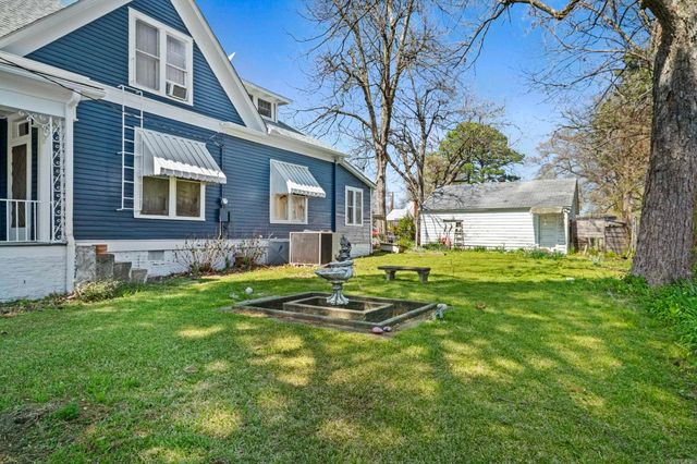 610 W Center Avenue, Searcy, AR 72143