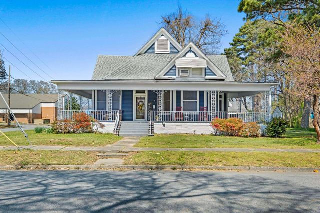 610 W Center Avenue, Searcy, AR 72143