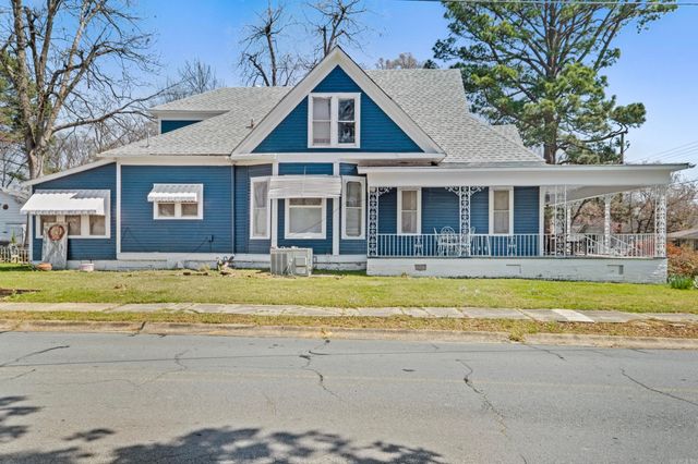 610 W Center Avenue, Searcy, AR 72143
