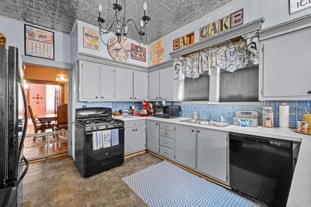 610 W Center Avenue, Searcy, AR 72143