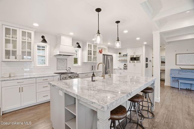 804 E WALLACE AVE, Coeur D'alene, ID 83814