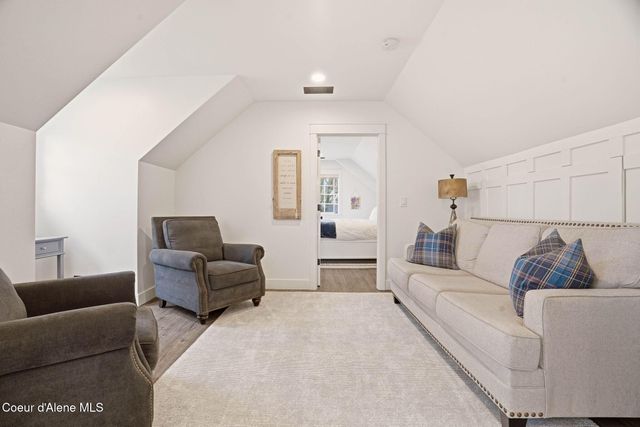 804 E WALLACE AVE, Coeur D'alene, ID 83814