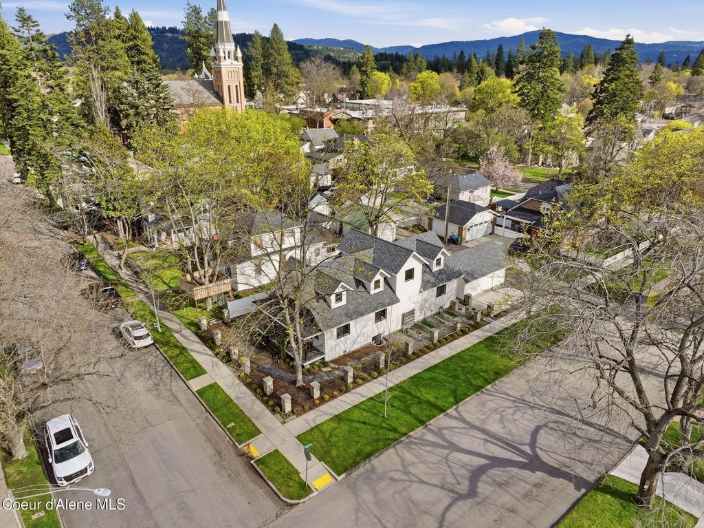 804 E WALLACE AVE, Coeur d'Alene, ID 83814 photo 4