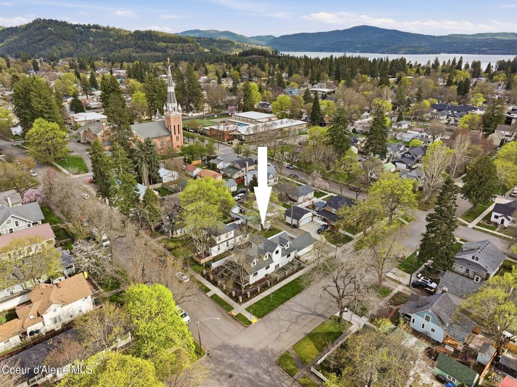 804 E WALLACE AVE, Coeur d'Alene, ID 83814 photo 5