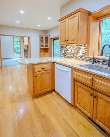 37456 Hallmark Drive, North Branch, MN 55056