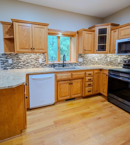 37456 Hallmark Drive, North Branch, MN 55056