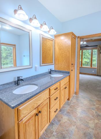 37456 Hallmark Drive, North Branch, MN 55056