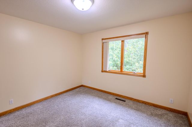 37456 Hallmark Drive, North Branch, MN 55056