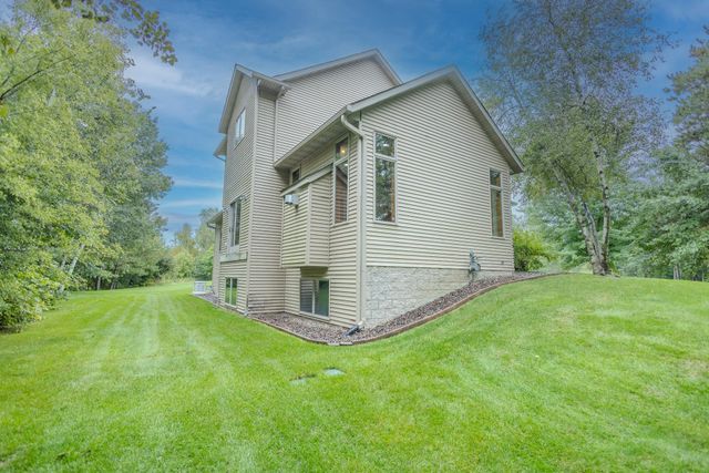 37456 Hallmark Drive, North Branch, MN 55056