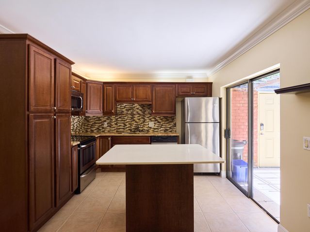 1520 15th Terrace, Palm Beach Gardens, FL 33418