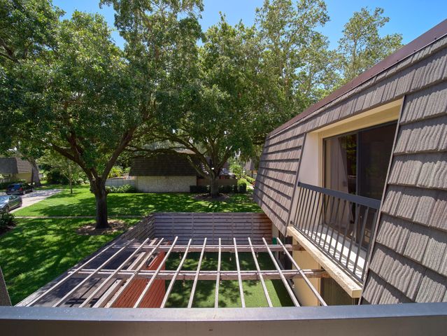 1520 15th Terrace, Palm Beach Gardens, FL 33418