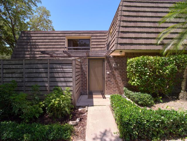 1520 15th Terrace, Palm Beach Gardens, FL 33418