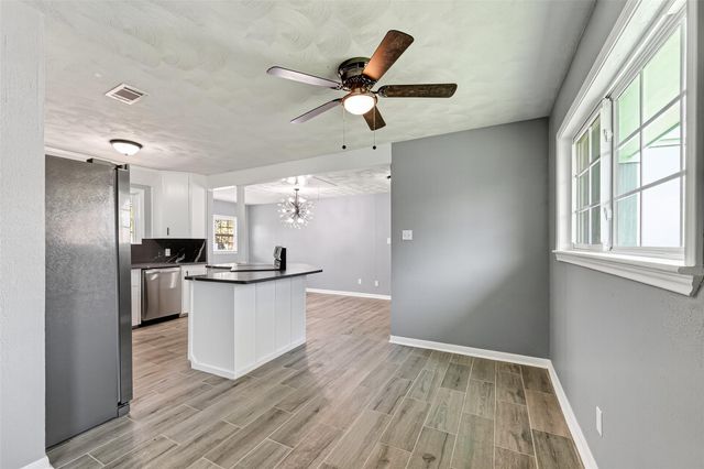 1925 Palm Street, La Marque, TX 77568