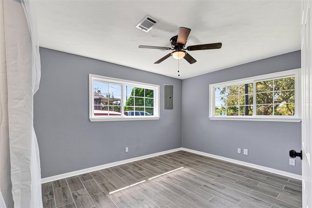 1925 Palm Street, La Marque, TX 77568