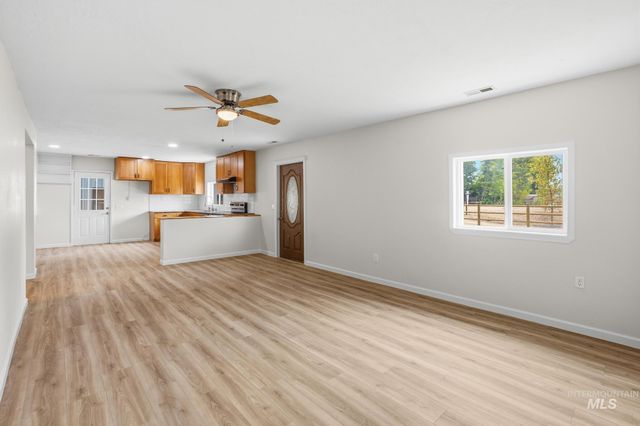 14666 Willis Rd, Caldwell, ID 83607