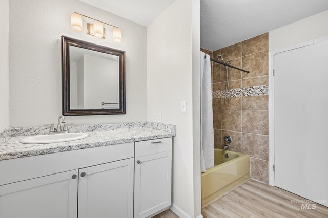 14666 Willis Rd, Caldwell, ID 83607