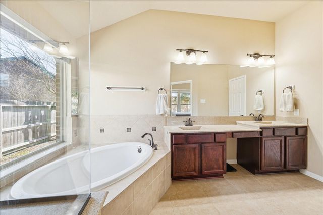 9230 Silverton Star Lane, Houston, TX 77070