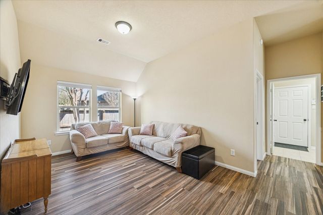 9230 Silverton Star Lane, Houston, TX 77070