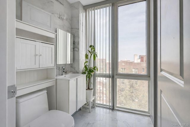 2068 Ocean Avenue 8A, Brooklyn, NY 11230