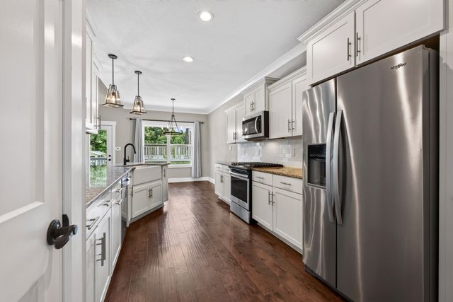 317 Alonzo Pl, Cunningham, TN 37052