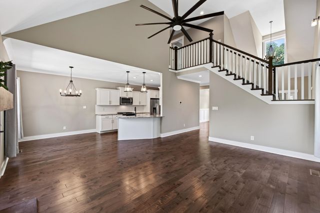 317 Alonzo Pl, Cunningham, TN 37052