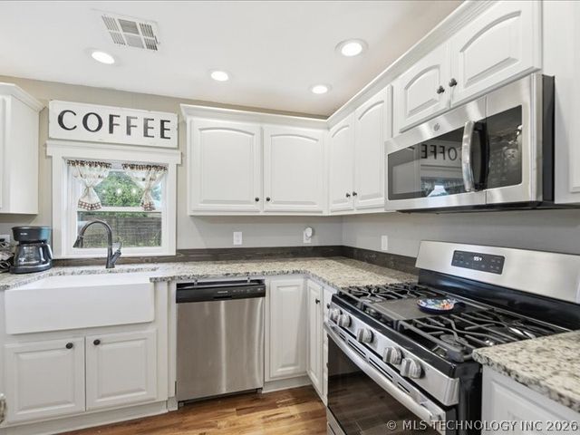 13525 S 4190 Road, Claremore, OK 74017