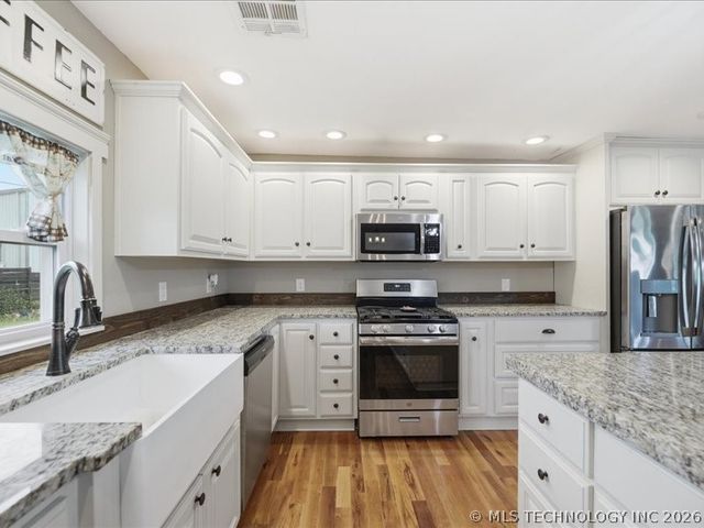 13525 S 4190 Road, Claremore, OK 74017