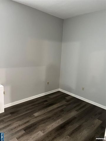310 Hamilton Street, Harrison, NJ 07029