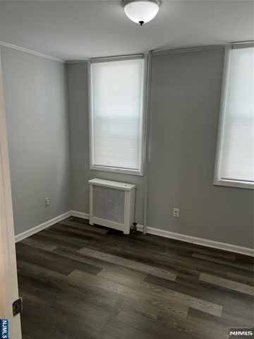 310 Hamilton Street, Harrison, NJ 07029
