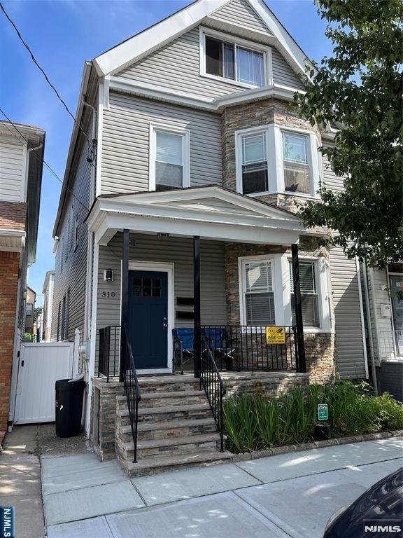 310 Hamilton Street, Harrison, NJ 07029