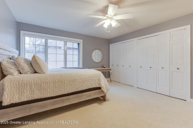 12719 Oneida Woods Trail, Grand Ledge, MI 48837