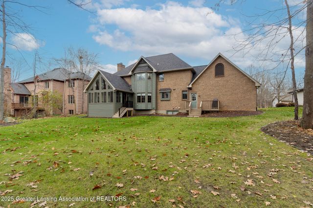 12719 Oneida Woods Trail, Grand Ledge, MI 48837