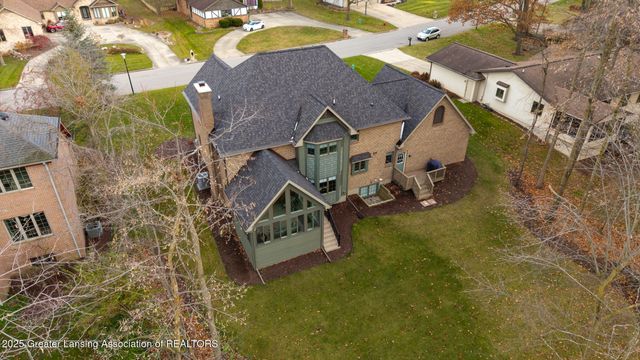 12719 Oneida Woods Trail, Grand Ledge, MI 48837