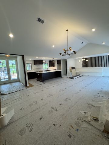 5057 Marc Dr, Nashville, TN 37211