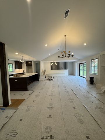 5057 Marc Dr, Nashville, TN 37211