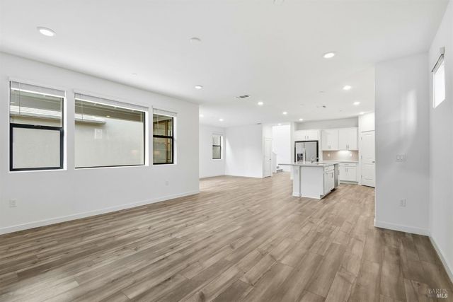 9129 Camino Colegio Rd, Rohnert Park, CA 94928