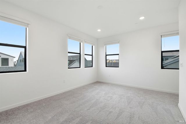 9129 Camino Colegio Rd, Rohnert Park, CA 94928