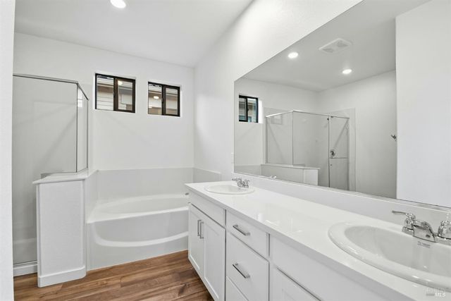 9129 Camino Colegio Rd, Rohnert Park, CA 94928