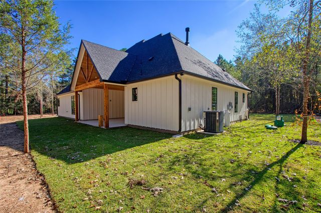 16081 Barn Owl Lane S, Plantersville, TX 77363