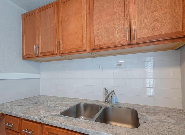 1511 Scharpe Street 3, Houston, TX 77023