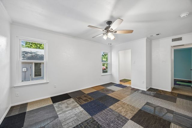 733 Mockingbird Drive, Lewisville, TX 75067